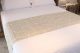 PESEIRA_JACQUARD_CASAL_100_POLIESTER_LISA_45CM_X_2_30M_DE_CONFECCOES_CREME.jpg